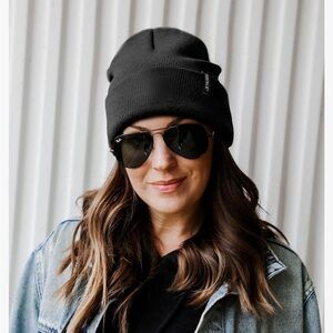 FURTALK Soft Warm Unisex Cuffed Beanie Knitted Skull Cap in Color Gray